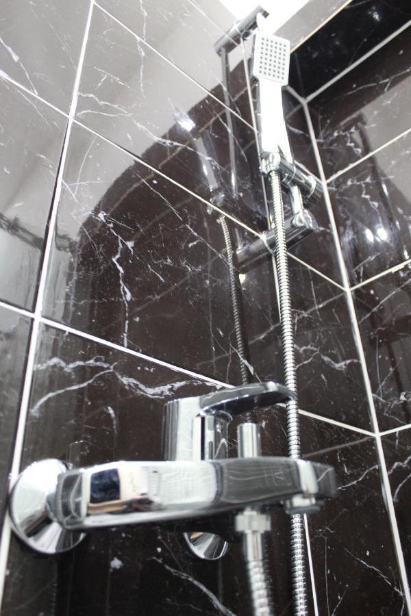 Flamingos Apartman & Fitness Centar Osijek - Blizina Bolnice Kbc 오시예크 외부 사진